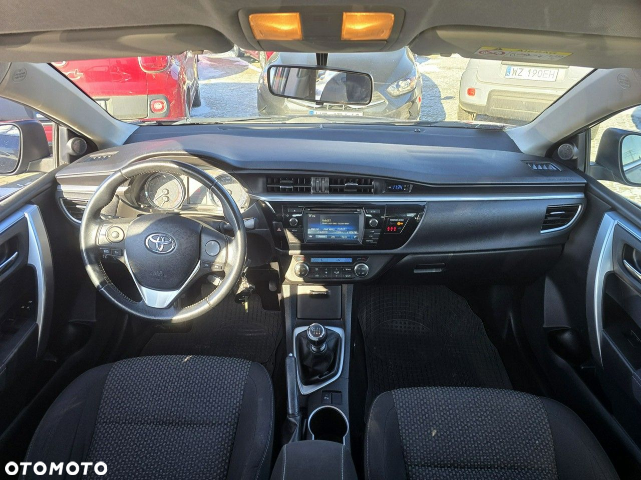 Toyota Corolla - 22