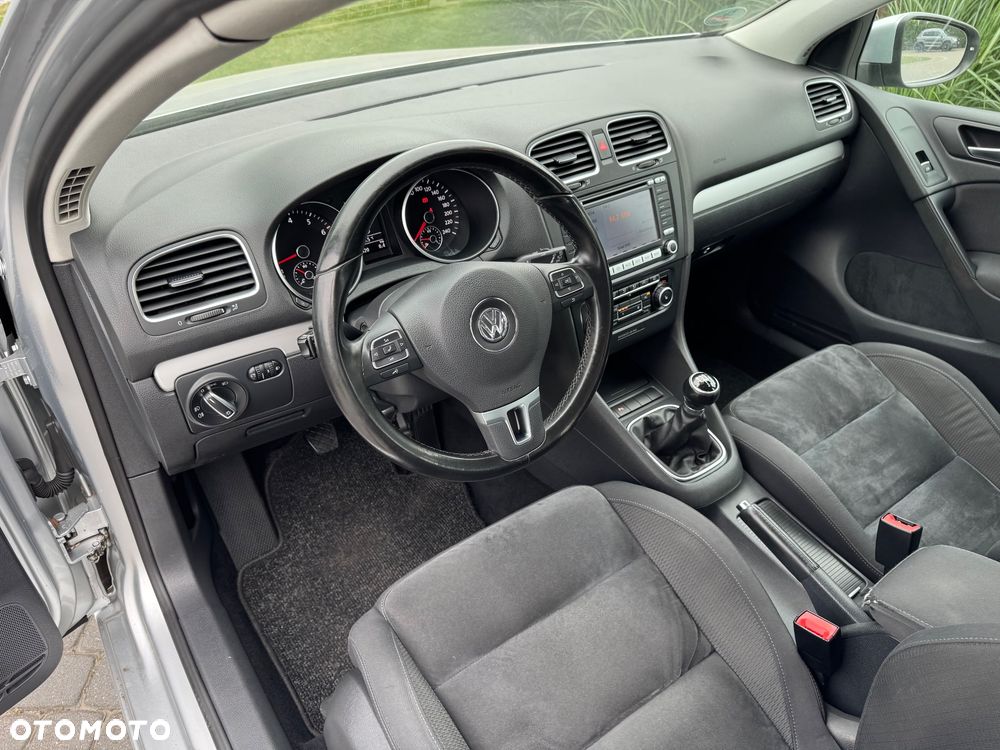 Volkswagen Golf - 15