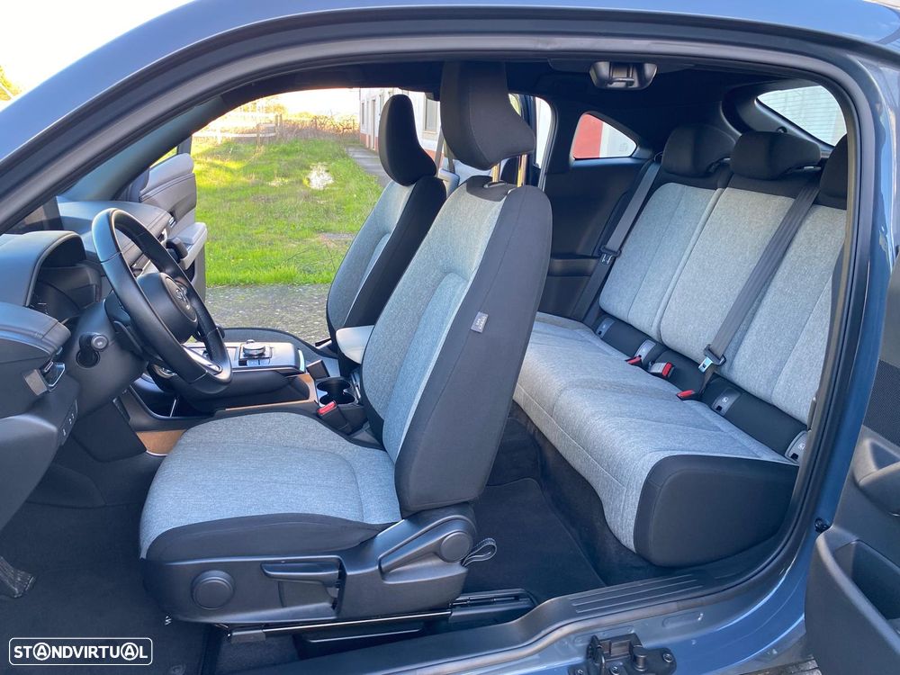 Mazda MX-30 e-SKYACTIV PRIME-LINE - 9