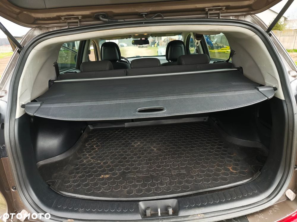 Kia Sportage 2.0 CRDI 4WD Spirit - 14