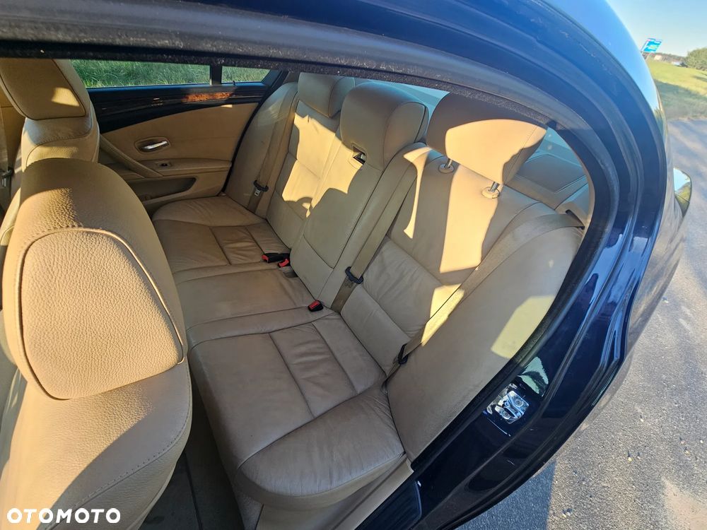 BMW Seria 5 - 23