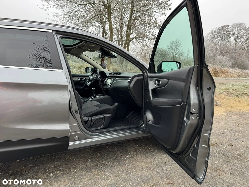 Nissan Qashqai 1.6 DIG-T N-Connecta - 14