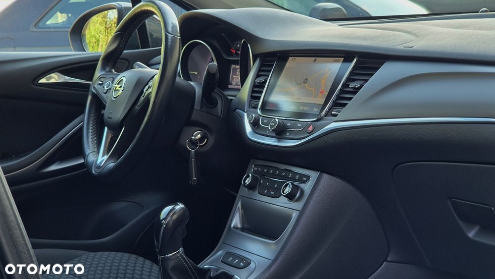 Opel Astra 1.4 T Sport EU6 - 17