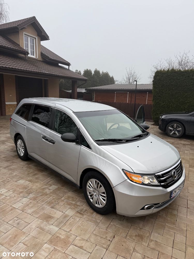 Honda Odyssey 3.5 LX - 8