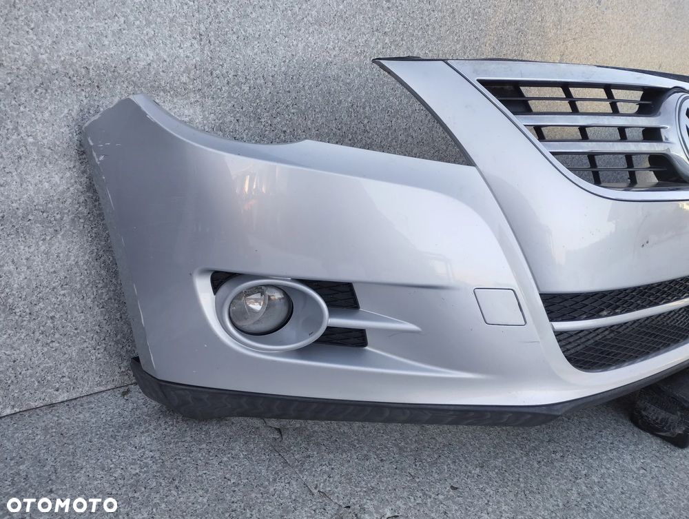 VW Tiguan I 07-11r zderzak przód przedni Grill - 2