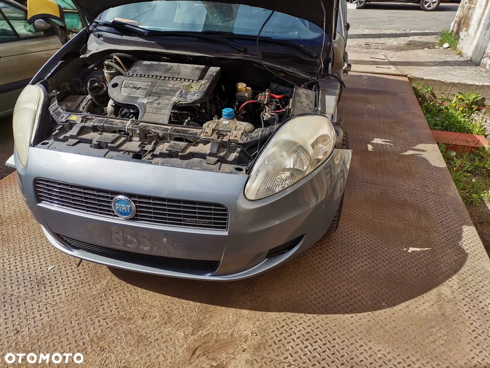 Fiat Grande Punto 1.3 multijet maska zderzak lampy silnik skrzynia chlodnica inne - 2