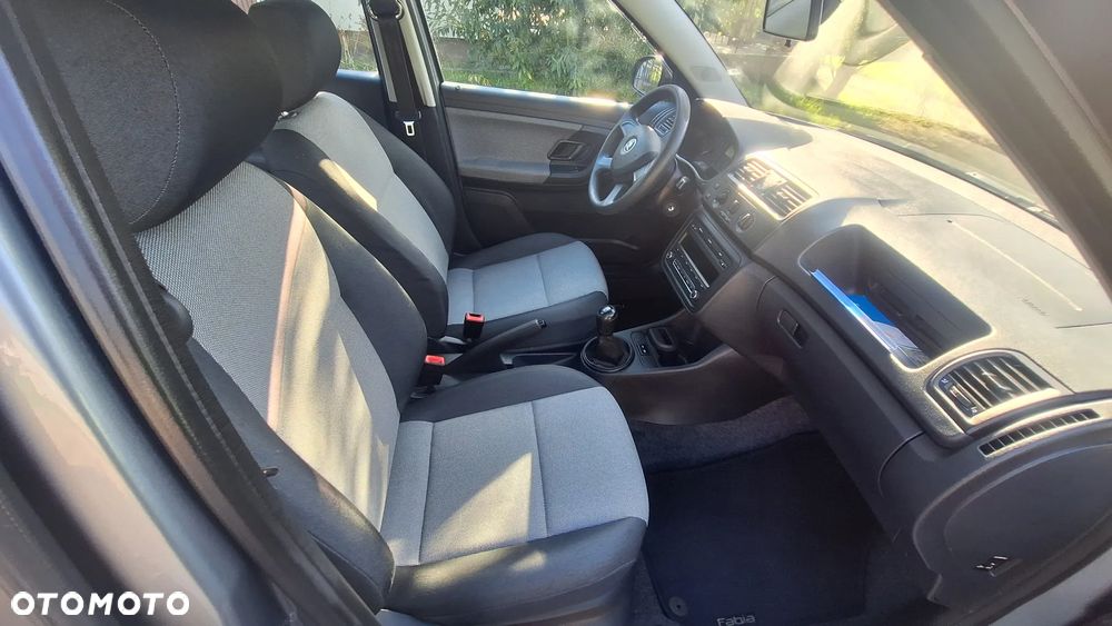 Skoda Fabia 1.2 TSI Ambiente - 8