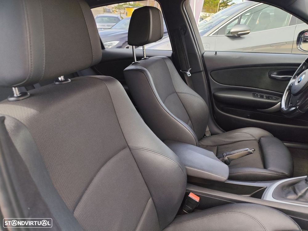 BMW 118 d Pack M - 20
