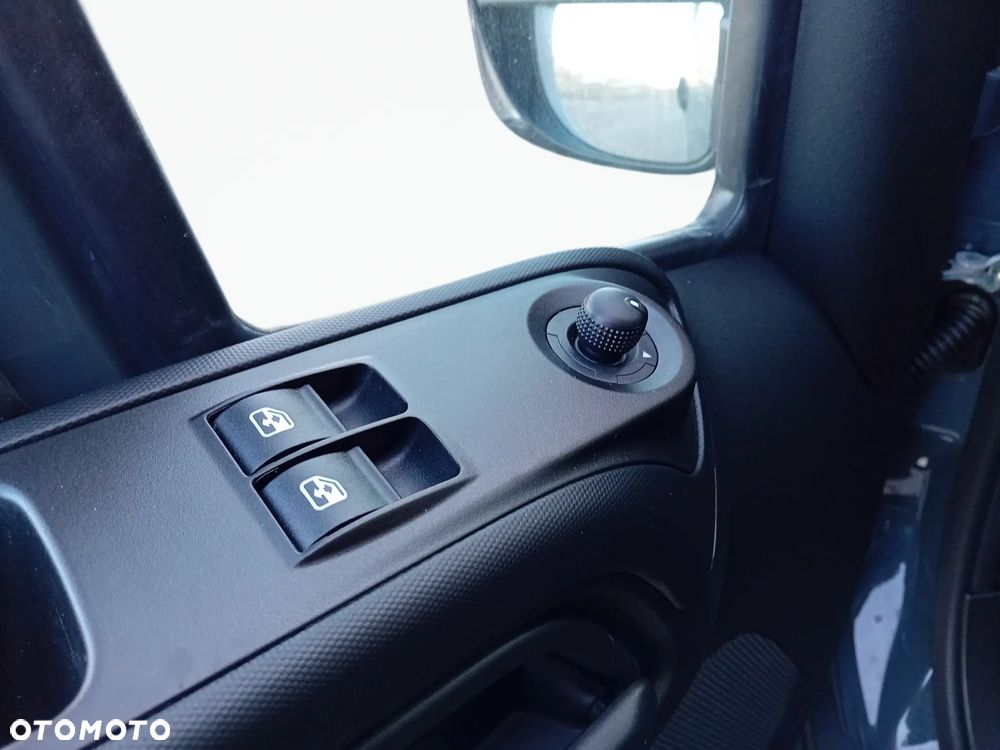 Iveco Daily L4H3 3.0 Diesel 180KM Automat Hi-Matic 2026 - 21