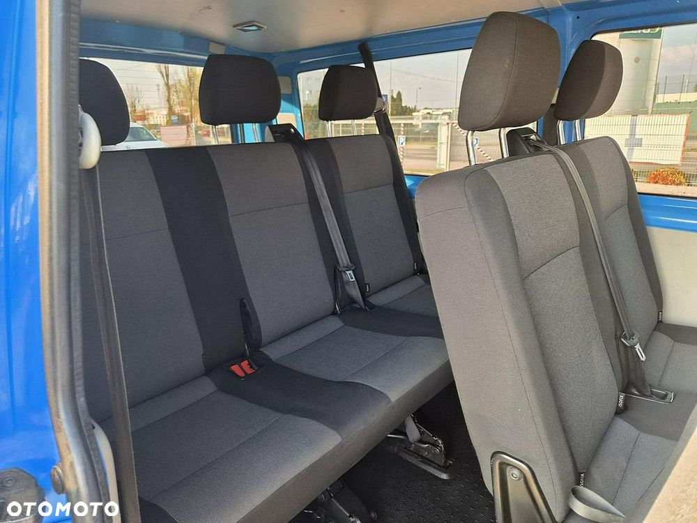Volkswagen Transporter - 7