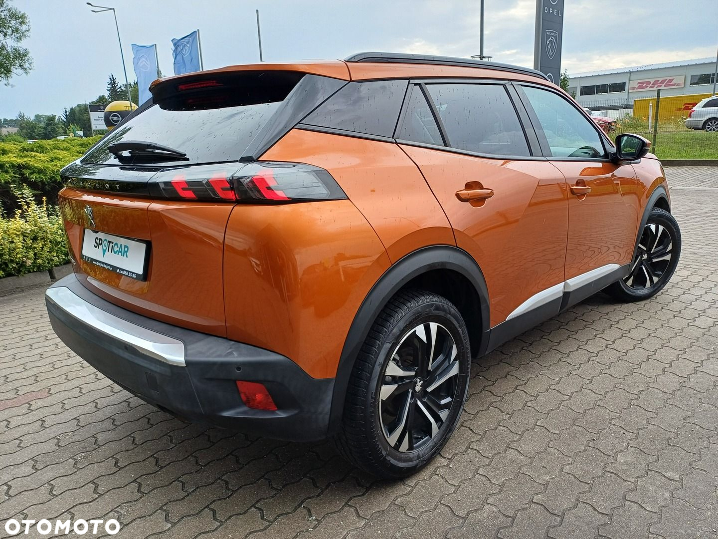 Peugeot 2008 1.2 PureTech Allure S&S - 6
