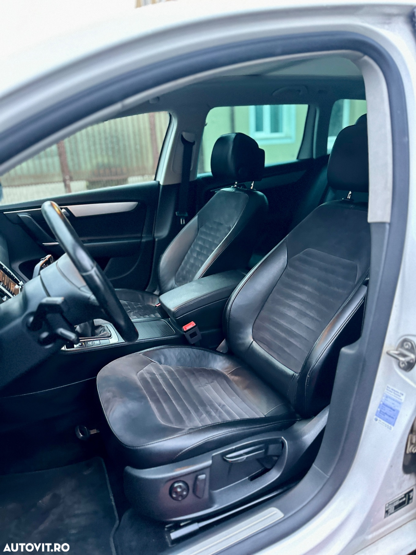 Volkswagen Passat Variant 2.0 TDI BlueMotion Technology Highline - 5