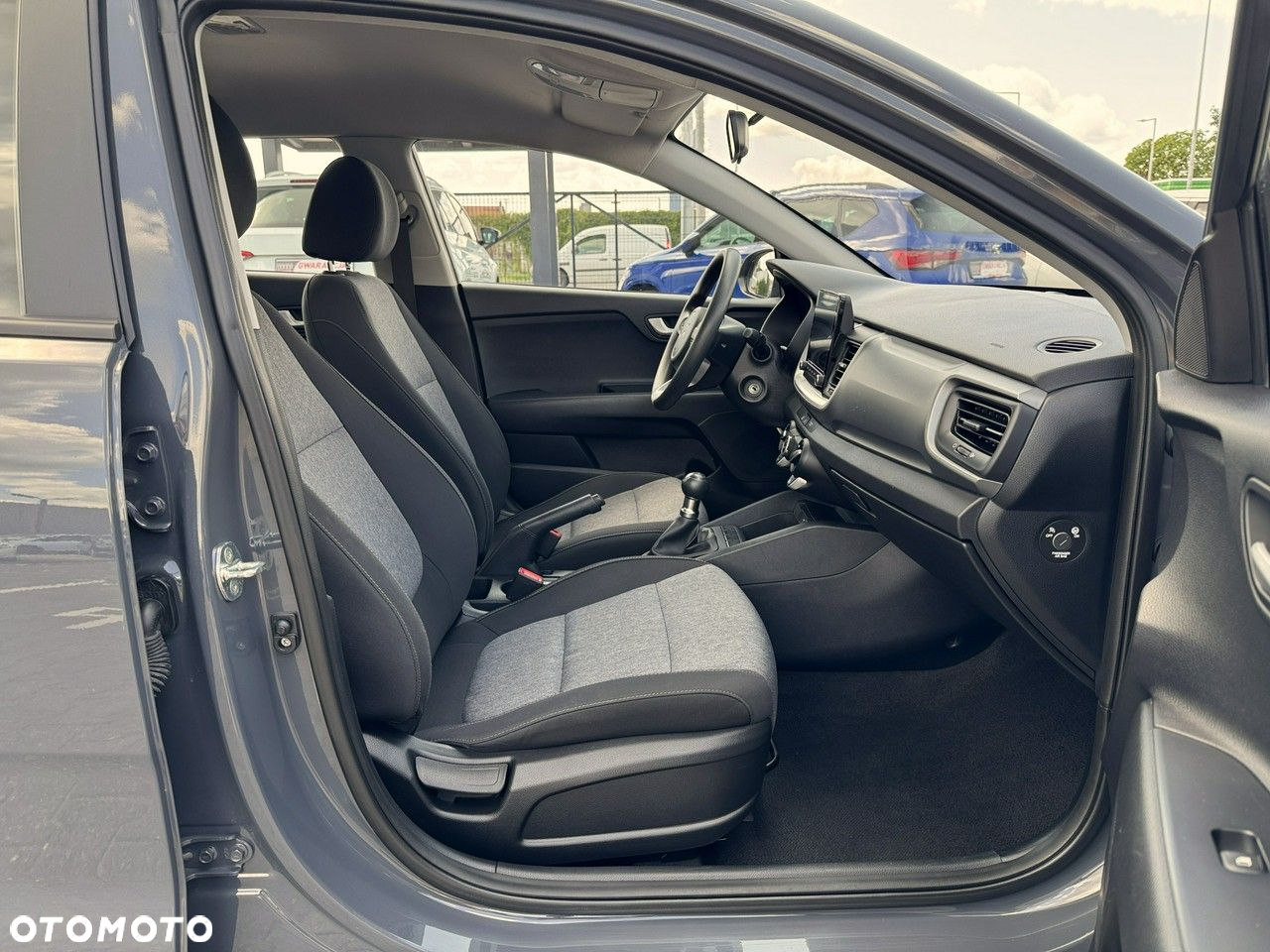 Kia Stonic 1.2 L - 19