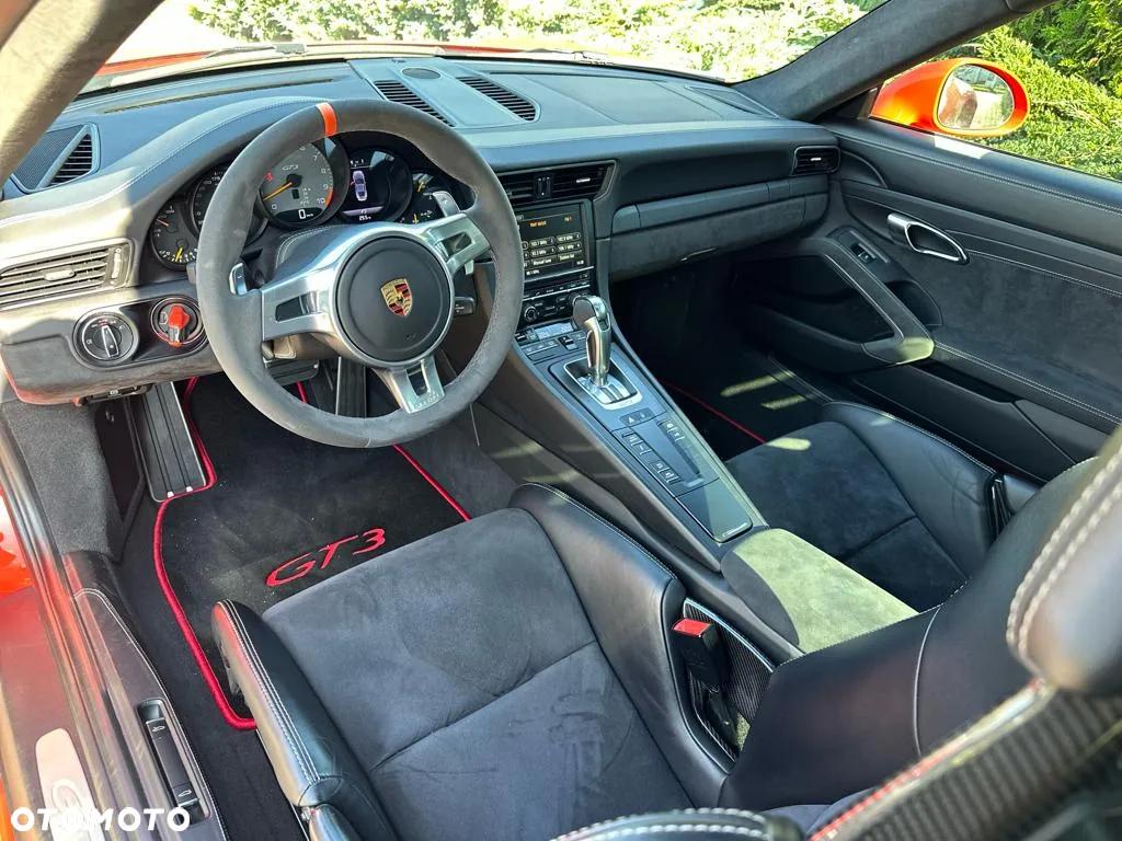 Porsche 911 GT3 - 10