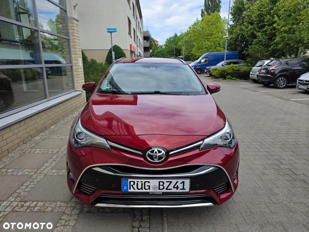 Toyota Avensis - 2