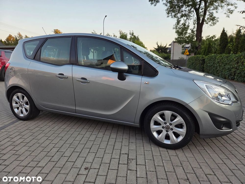 Opel Meriva 1.4 T Cosmo - 3