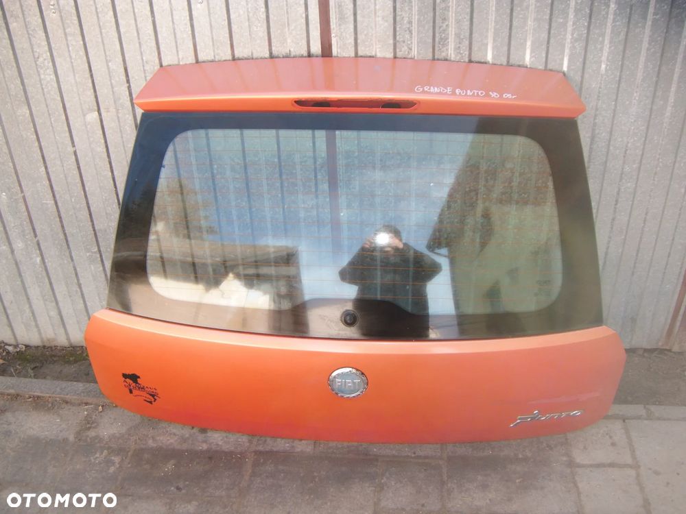 fiat grande punto 3d klapa tył z szybą - 1