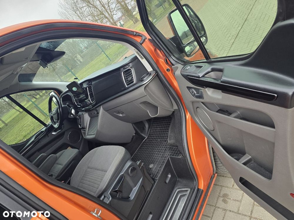 Ford Tourneo Custom 2.0 TDCi L2 Titanium SelectShift - 11