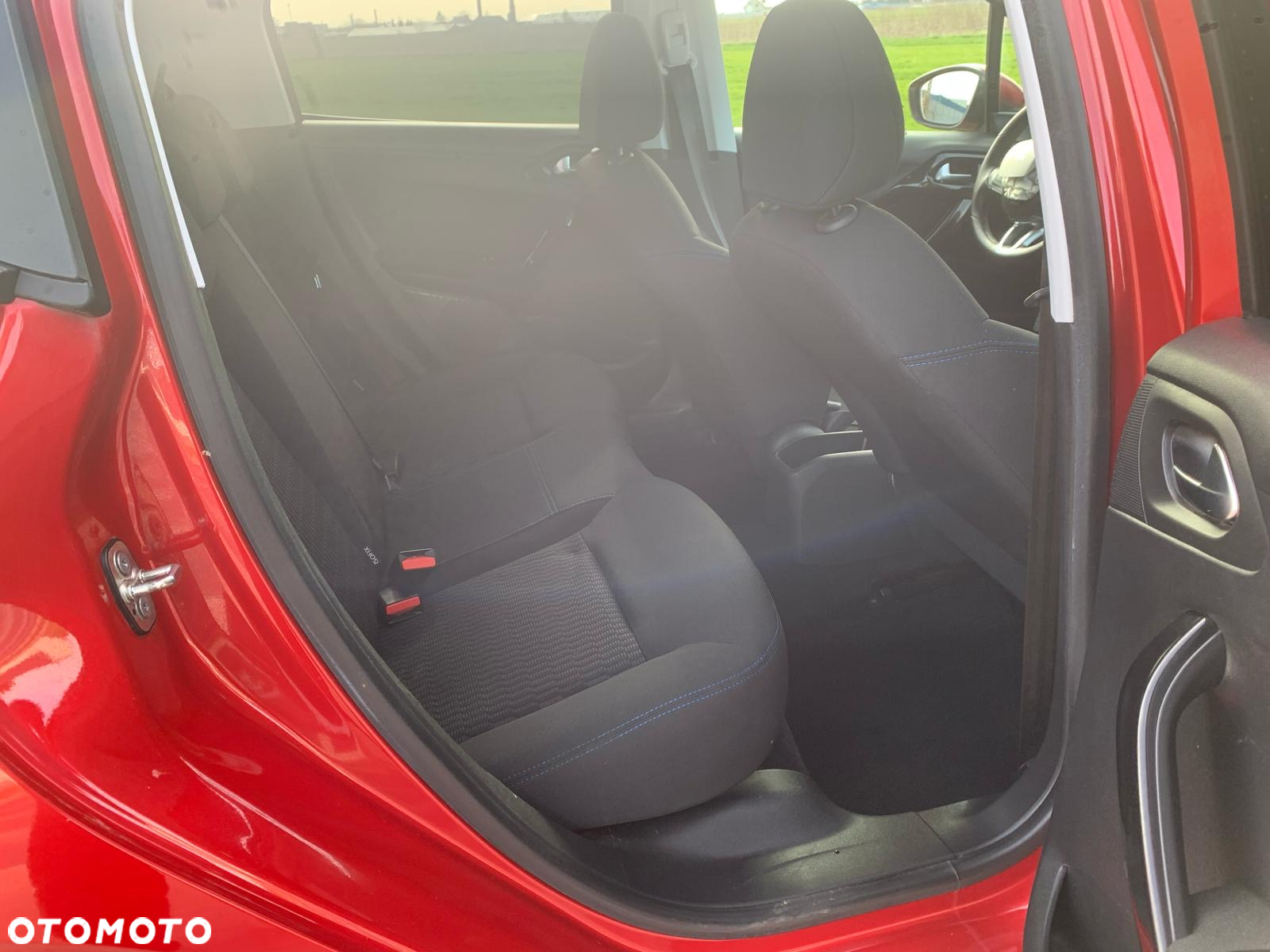 Peugeot 208 1.2 PureTech Active - 33