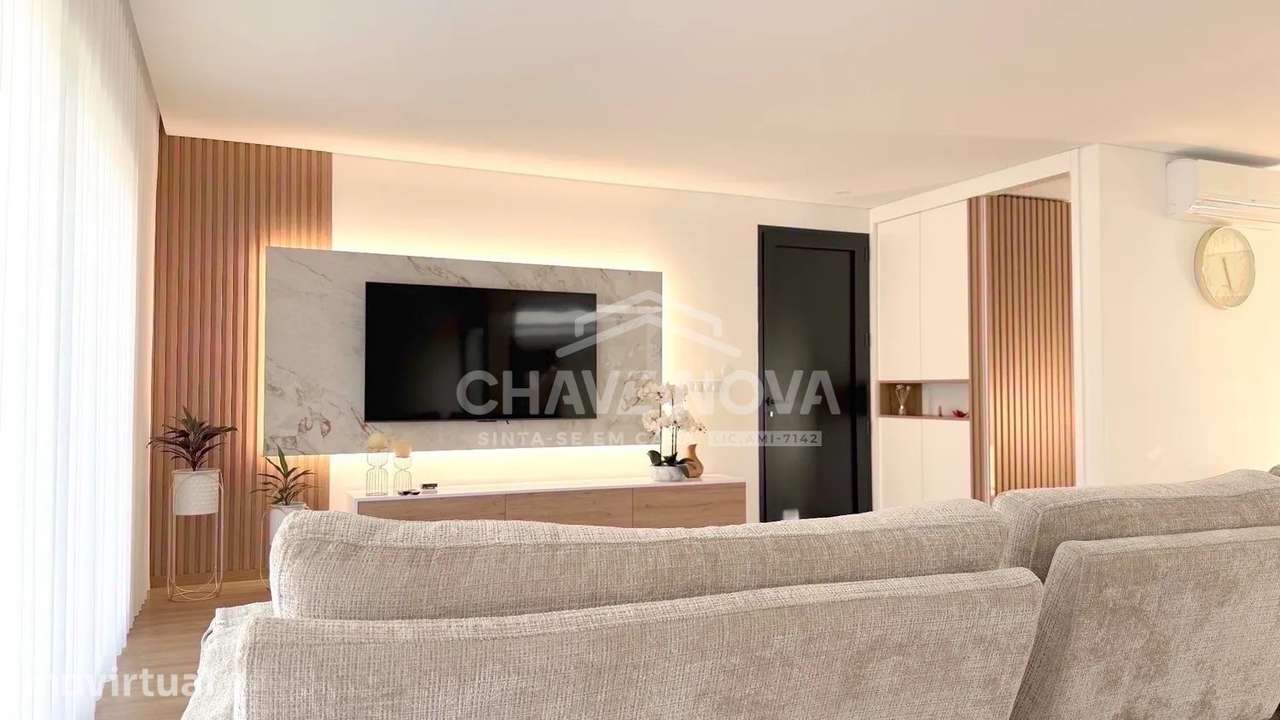 Moradia T3 Térrea com Piscina Aquecida e Jardim | São João de Ver - Grande imagem: 2/22