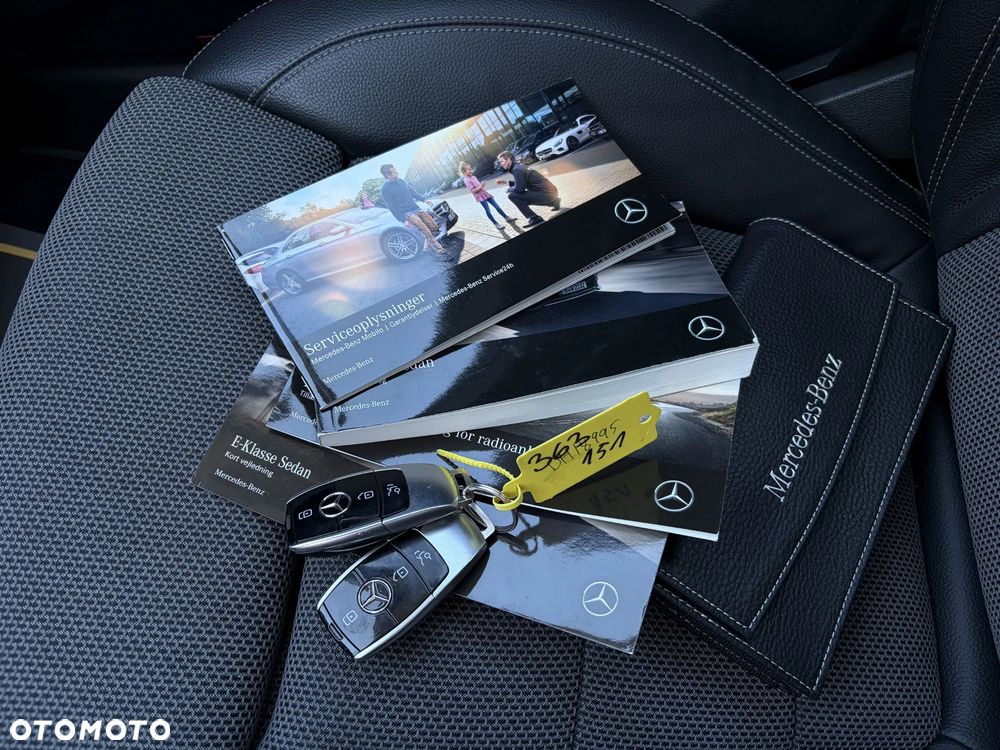 Mercedes-Benz Klasa E 220 d 9G-TRONIC - 39