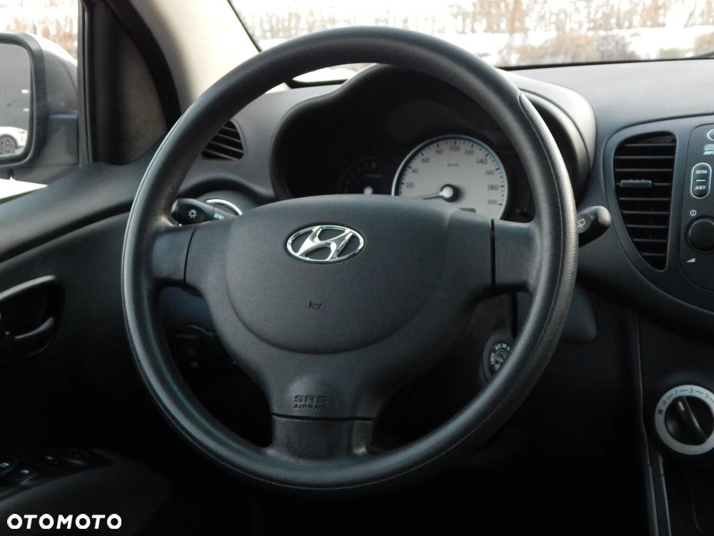 Hyundai i10 1.2 Premium - 18