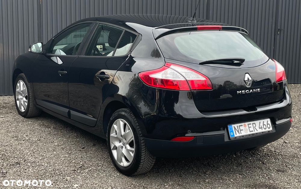 Renault Megane 1.6 16V 100 J'taime - 8