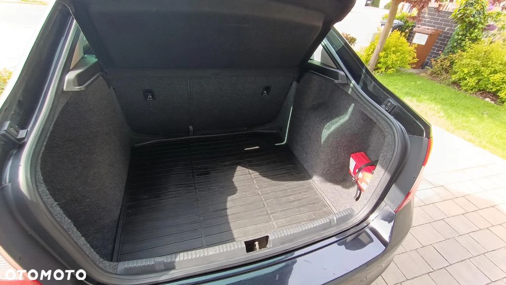 Skoda RAPID 1.2 TSI Active - 7