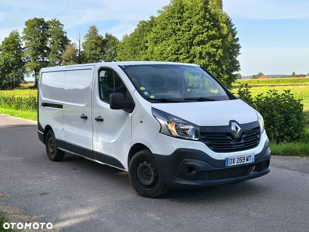 Renault Trafic - 2