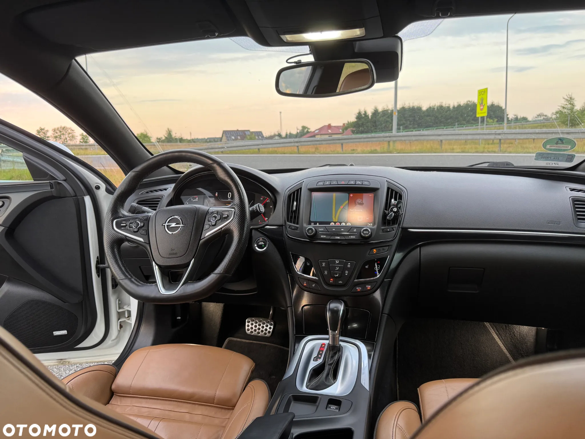 Opel Insignia - 34