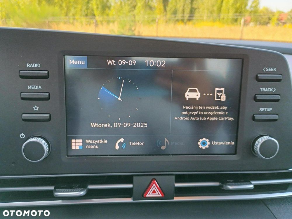 Hyundai Elantra 1.6 Smart CVT - 23