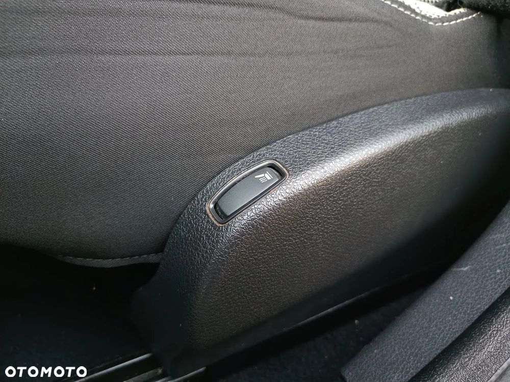 Dacia Dokker 1.6 SCe Stepway - 34