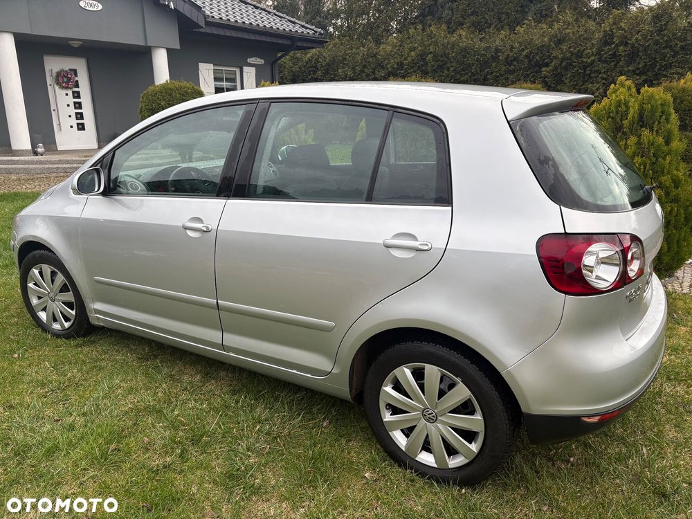 Volkswagen Golf Plus - 4