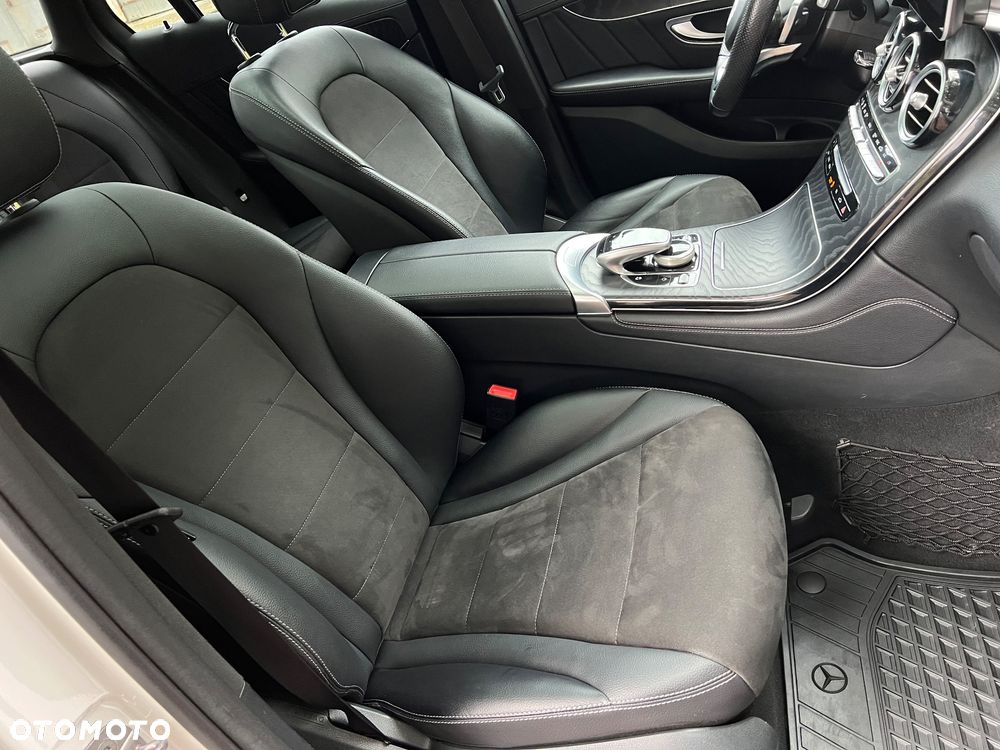 Mercedes-Benz GLC 250 4-Matic - 31