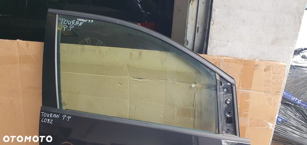 Drzwi prawy przód przednie prawe VW Touran 1T0 LC9Z - 4