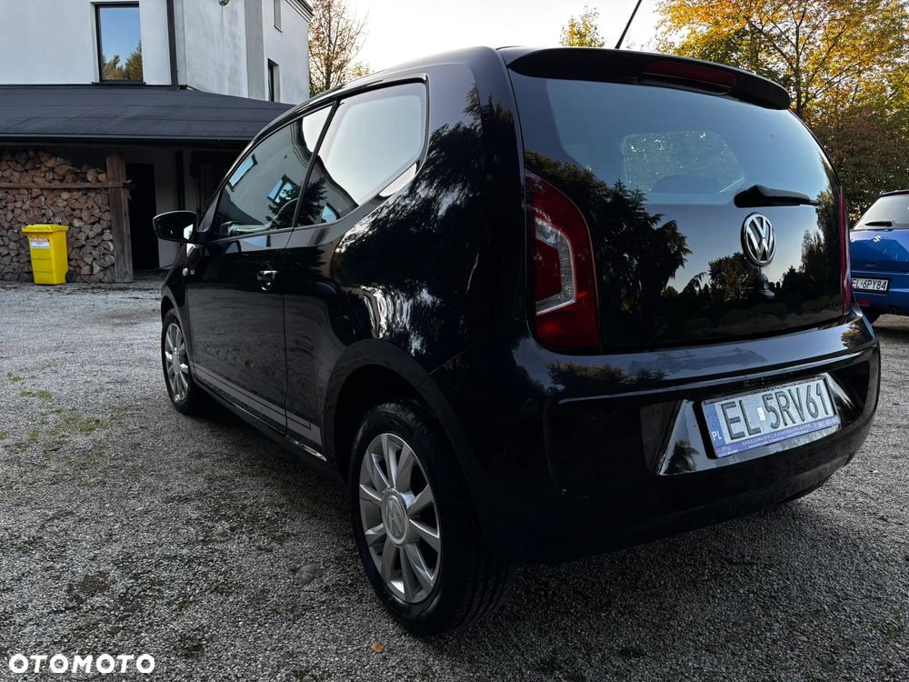 Volkswagen up! - 8