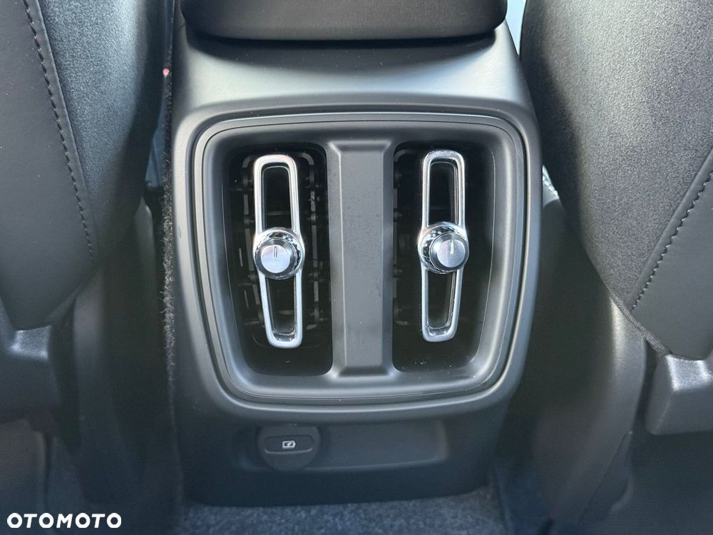 Volvo XC 40 - 21