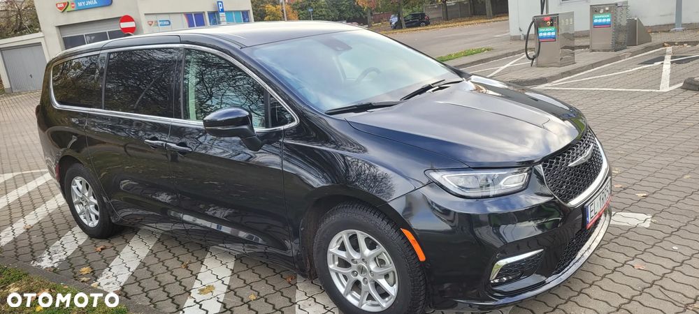 Chrysler Pacifica 2023 photo 2