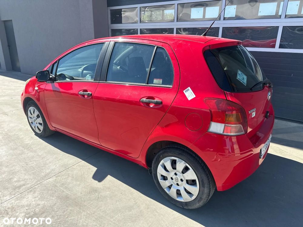 Toyota Yaris 1.33 Luna - 3