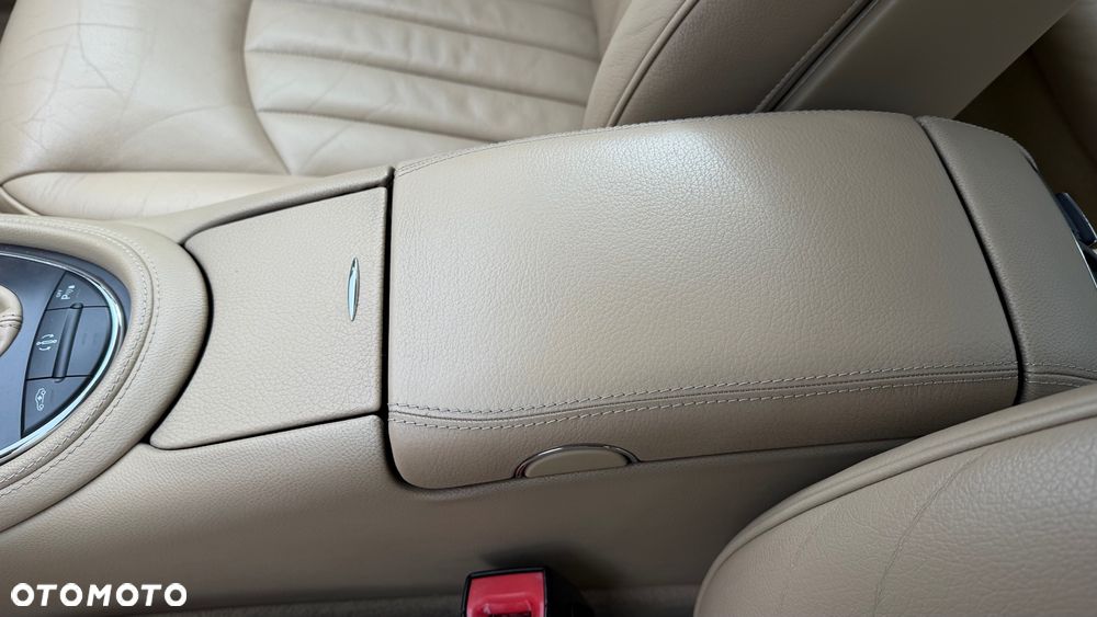 Mercedes-Benz CLS - 21