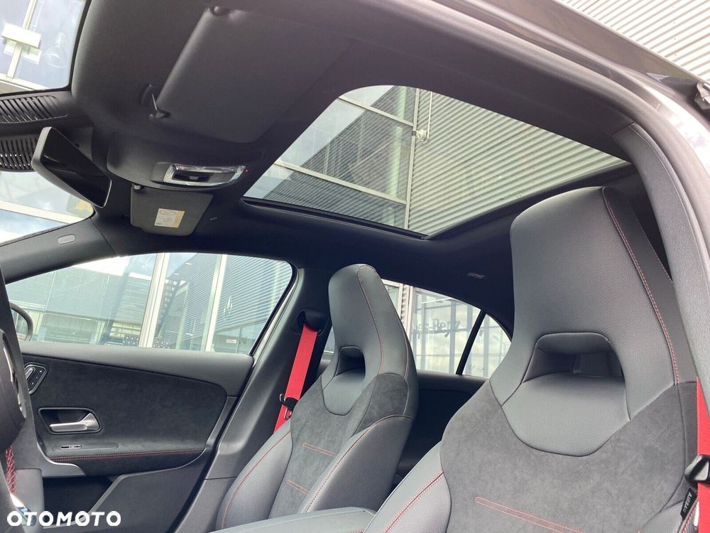 Mercedes-Benz Klasa A 45 S AMG 4-Matic 8G-DCT - 16
