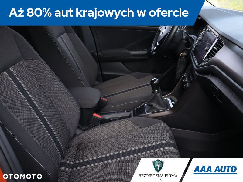 Volkswagen T-Roc - 11