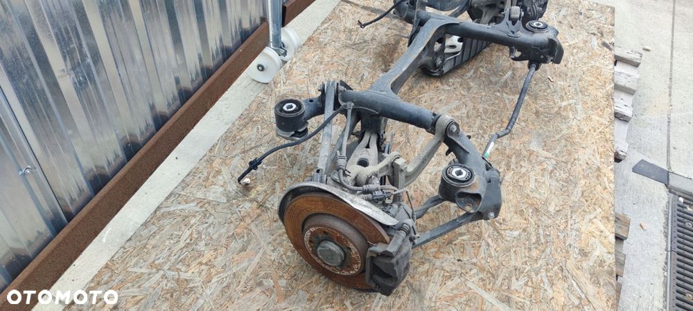 SANKI WÓZEK TYŁ AUDI A4 B9 A5 8W0505235AE *2 - 6