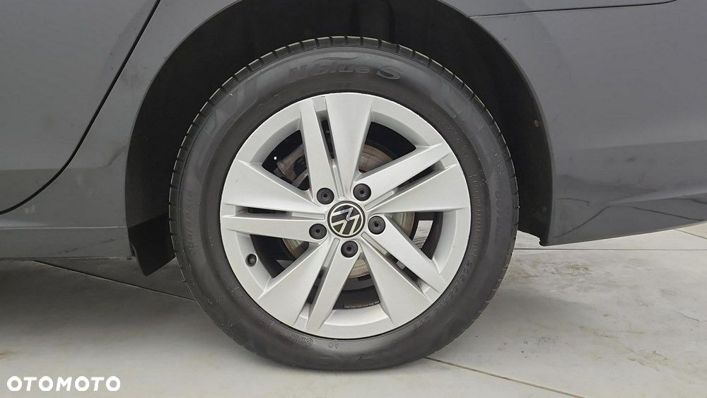 Volkswagen Golf VIII 2.0 TDI Life - 25