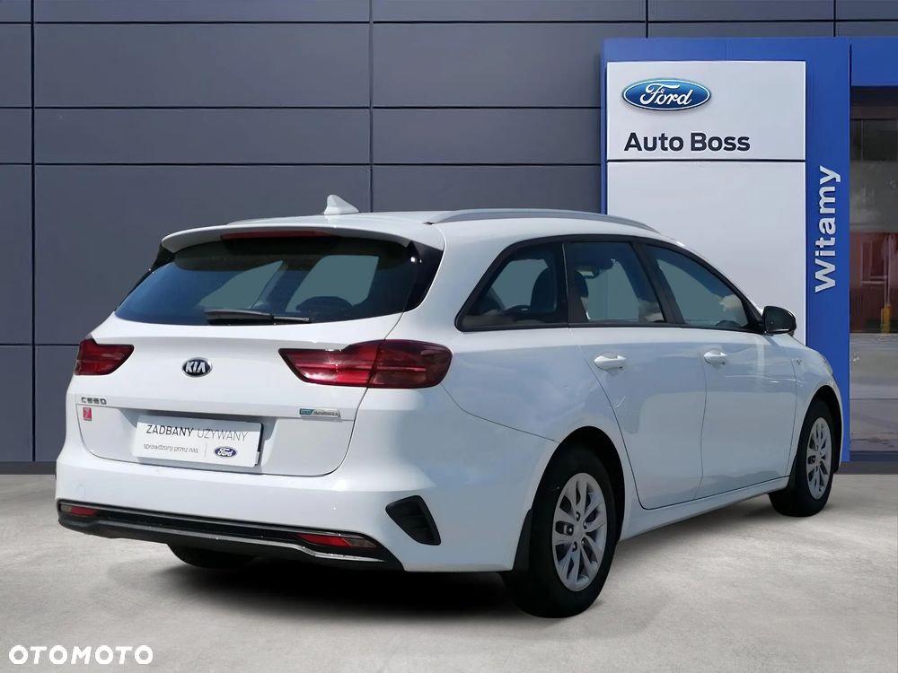 Kia Ceed 1.6 CRDi mHEV S - 4
