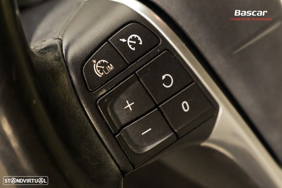 Volvo V40 Cross Country 1.6 D2 VOR Powershift - 24