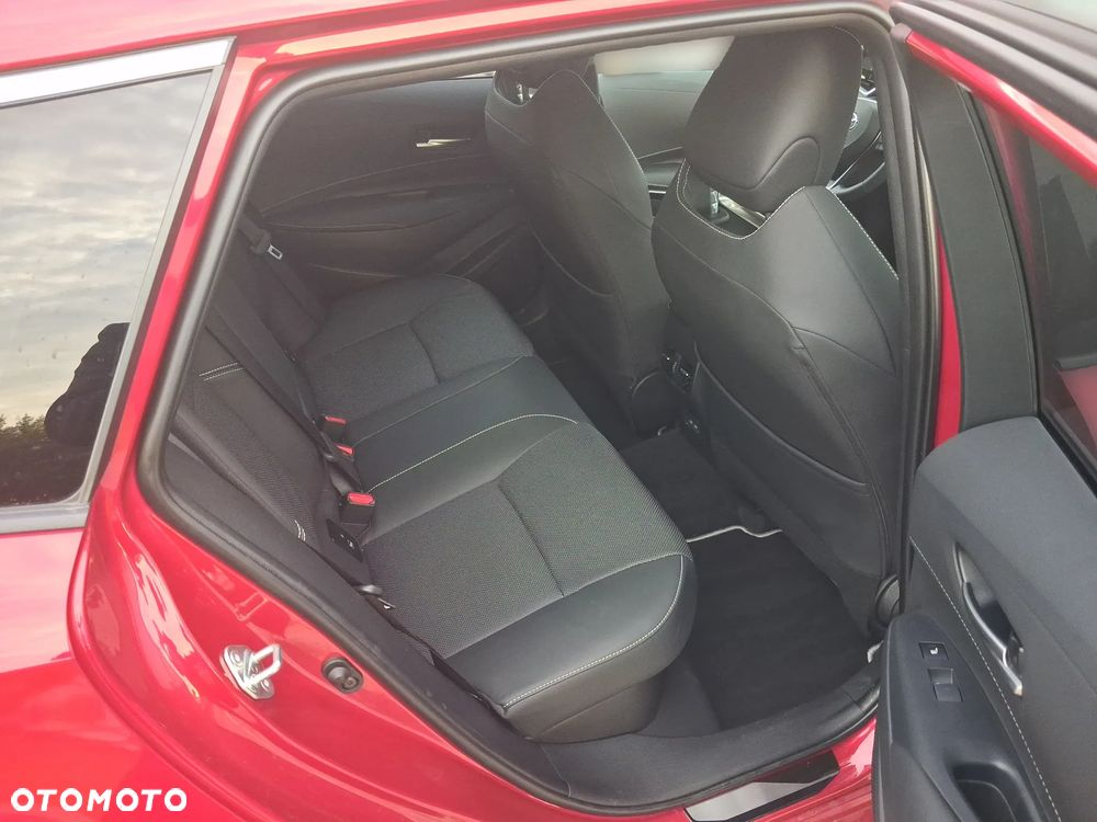 Toyota Corolla - 13