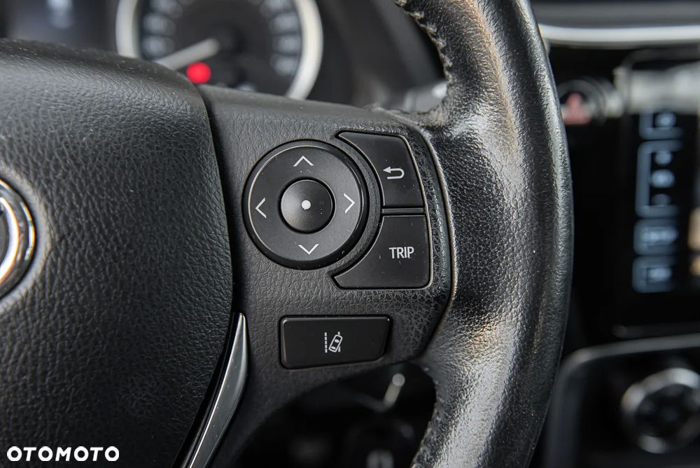 Toyota Corolla 1.4 D-4D Premium - 20