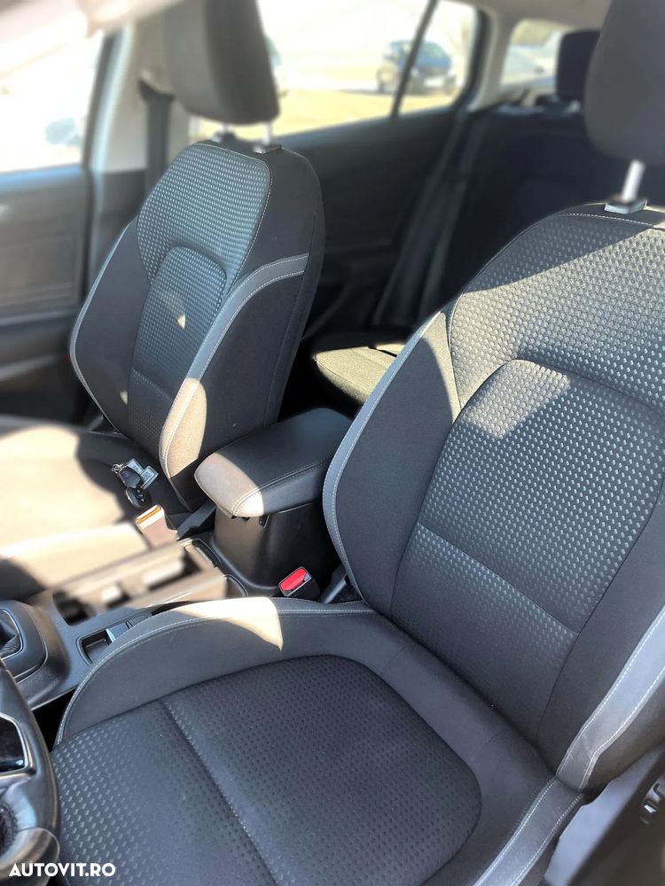 Ford Focus 1.0 EcoBoost Trend - 17