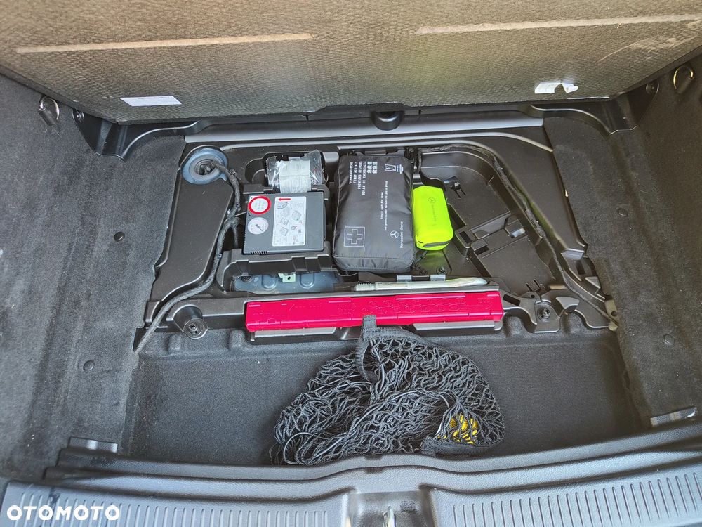 Mercedes-Benz Klasa B 180 d 7G-DCT Style - 33